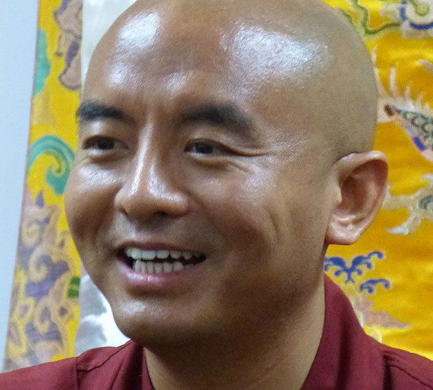 Der tibetisch-buddhistische Mönch Yongey Mingyur Rinpoche. Copyright/Quelle: Gazebo (via WikimediaCommons), CC BY-SA 3.0