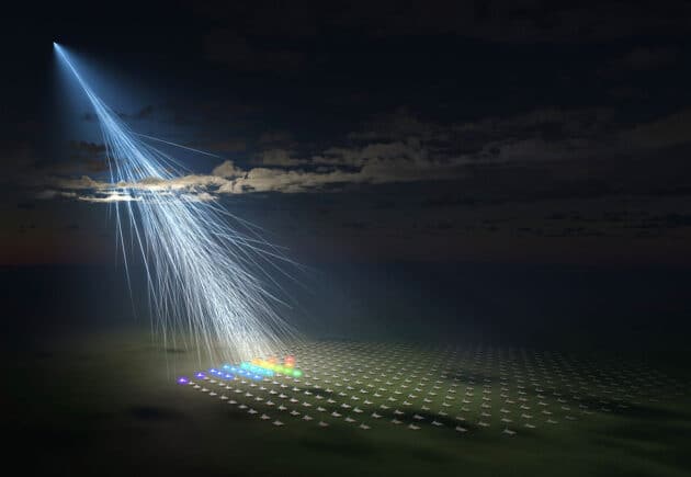 Künstlerische Darstellung des Eintreffens extrem hochenergetischer kosmischer Strahlen auf der Erde bzw. auf die Detektoren des Telescope Array Experiments im US-Bundesstat Utah.Copyright/Quelle: Osaka Metropolitan University/L-INSIGHT, Kyoto University/Ryuunosuke Takeshige